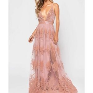 Tobi Analise Plunging Floral Maxi Dress